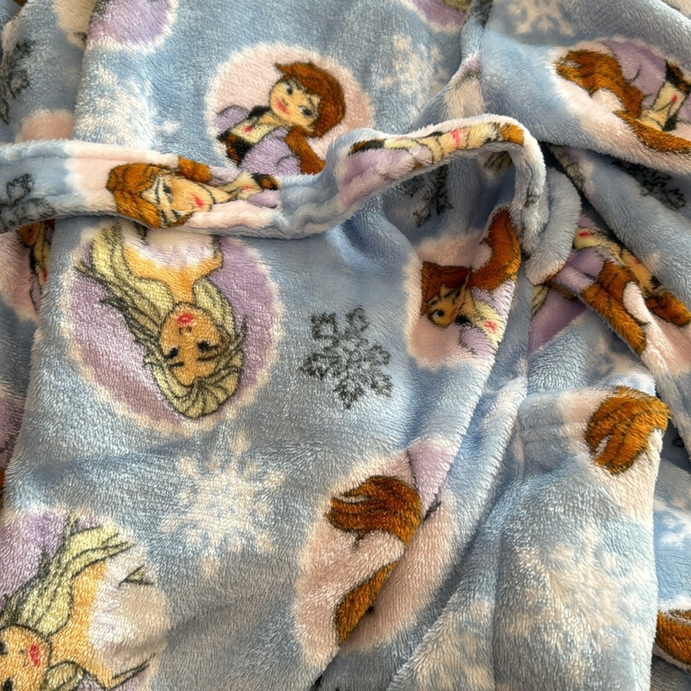 Princess robe - Picture 2 of 3